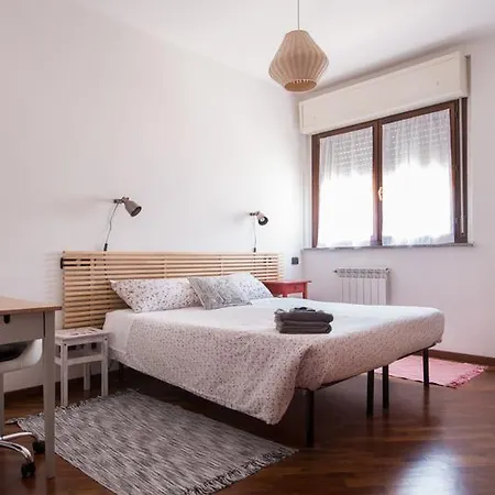 Bed & Breakfast Feel At *